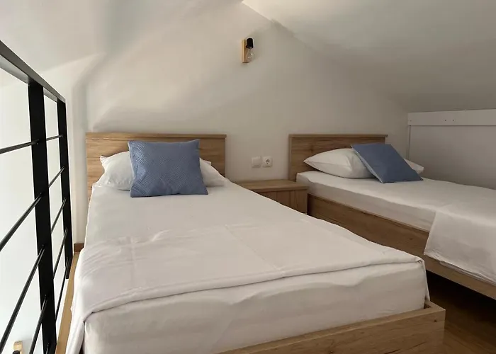 I & R Apartman